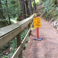 Warning Sign on Sandero Diez Vistas Trail, Coquitlam British Columbia